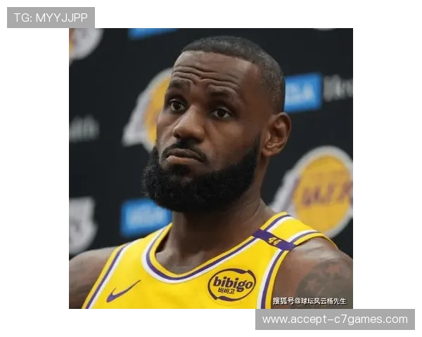 湖人队宣布詹姆斯因脚伤缺席接下来的比赛，季后赛前景受影响